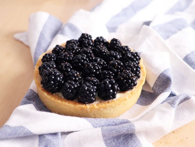 Tartelettes aux mûres du jardin