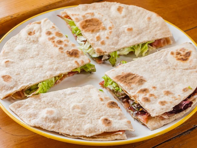 Piadina au jambon séché 