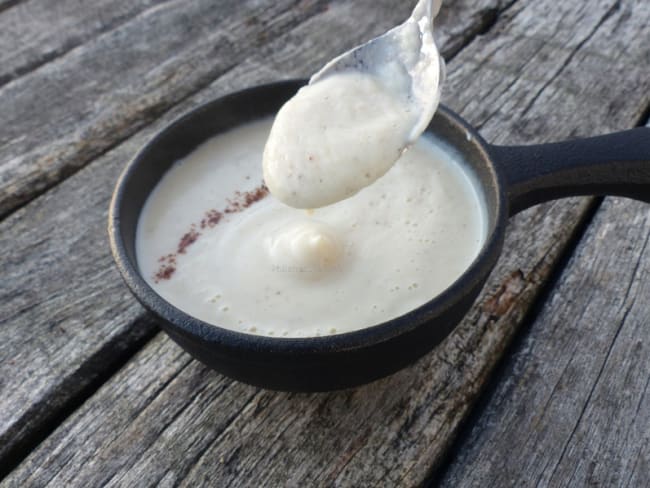 Velouté tout doux de céleri-rave cuit dans le lait