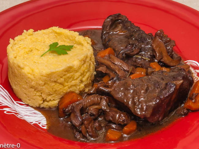 Joue de boeuf mijotée et polenta au café