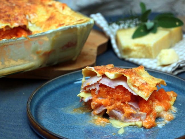 Lasagnes au potiron, jambon fumé et cantal