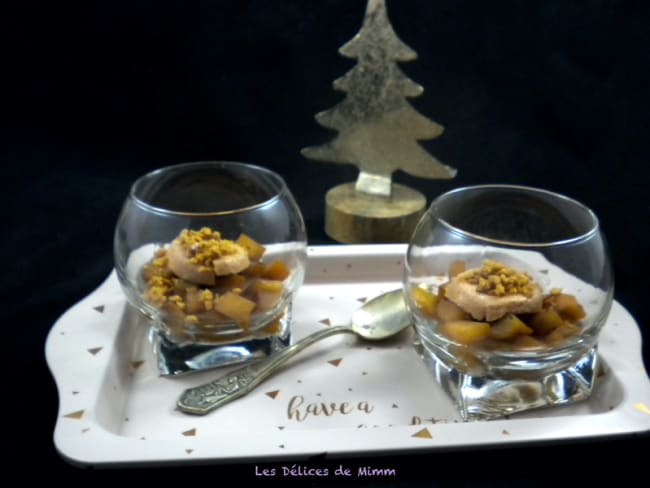 Verrine de foie gras aux pommes caramélisées et aux spéculoos