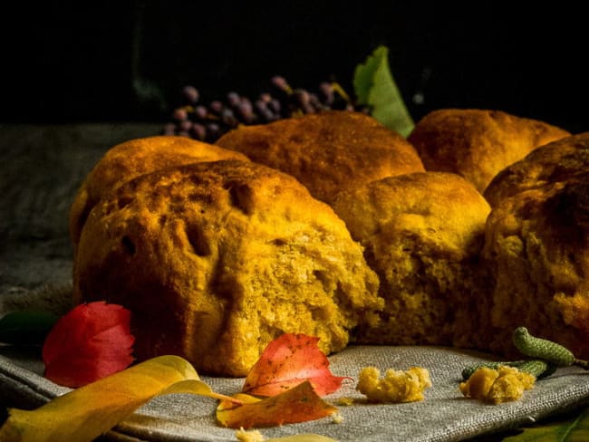 Pain brioché ou brioiche à la patate douce vegan