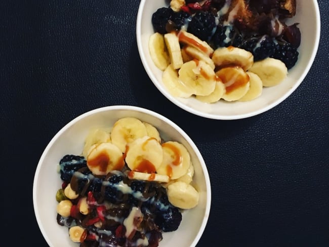 Porridge à la banane et au lait de noisettes