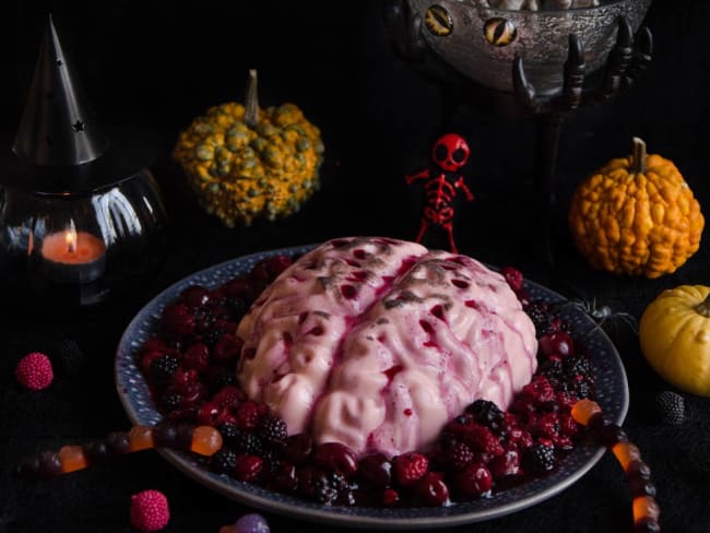 Panna cotta fruits rouges d'Halloween façon cervelle