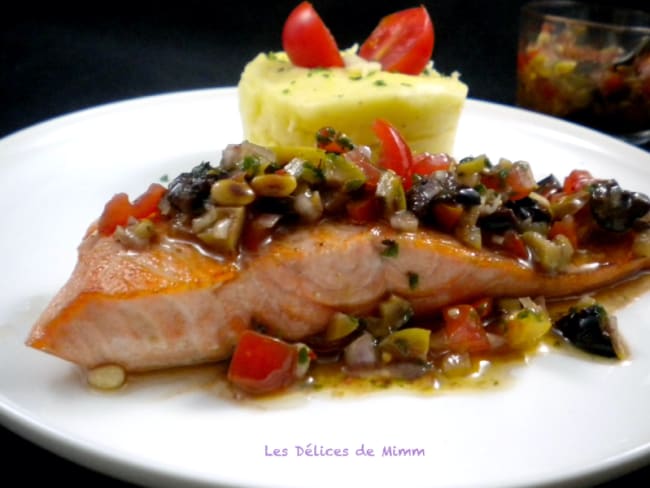 Pavé de truite et sauce vierge au citron confit