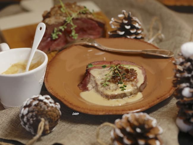 Filet de boeuf aux oignons sauce au foie gras pour noël