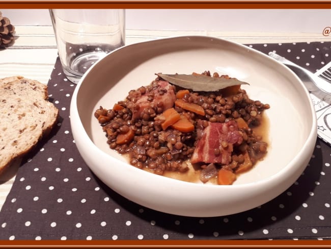 Lentilles à la poitrine fumée au cookéo