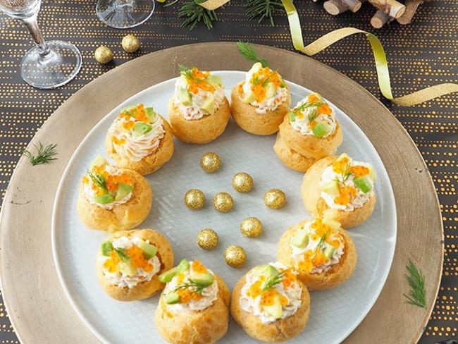 Petits choux apéritif à la truite fumée