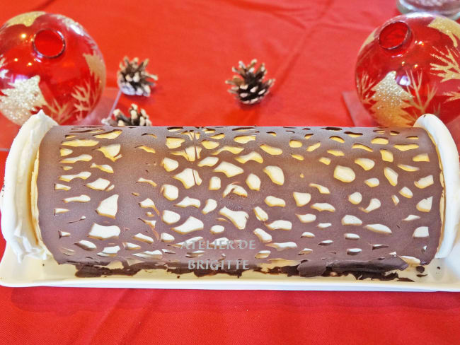 La bûche de noël Noisettes et Caramel