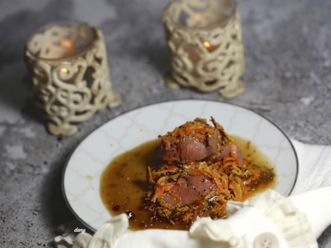 Chevreuil en croûte de carottes et pommes de terre râpées