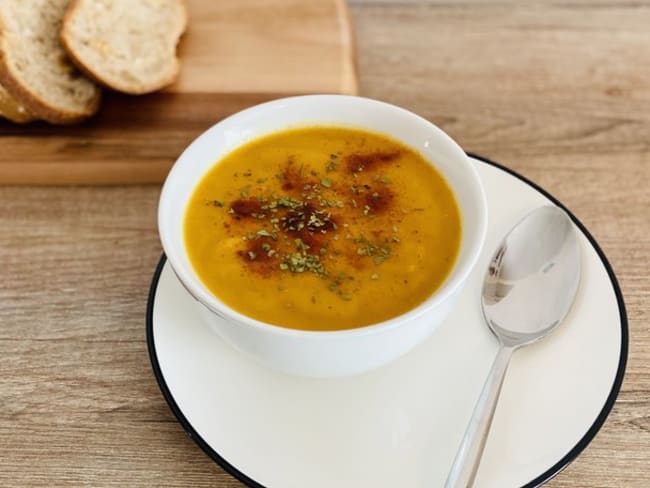 Potage carotte, courge musquée et lentilles corail