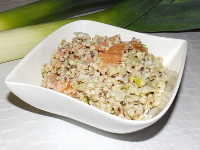 Quinoa et boulgour au poireau, roquefort et saumon fumée