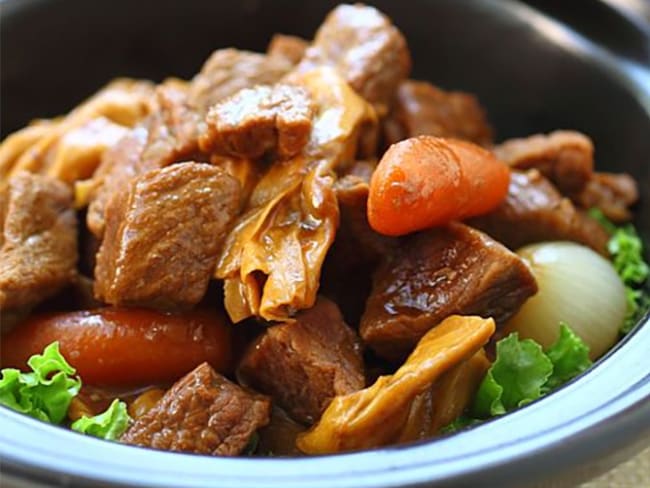 Boeuf aux légumes et à la sauce soja