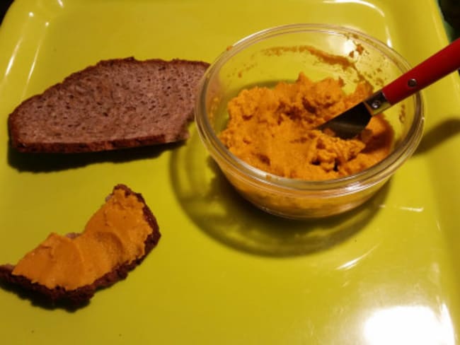 Carottes et avocats en purée