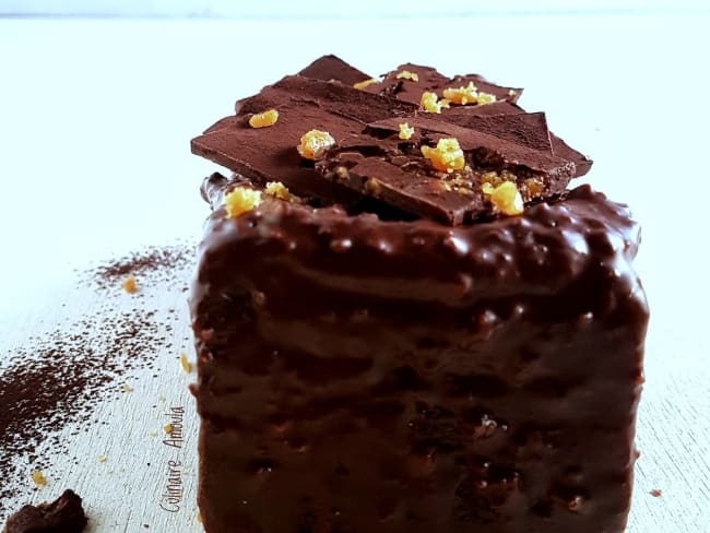 Cake gourmand au chocolat intense et caramel