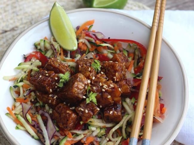 Tempeh sauce aigre douce indonésienne