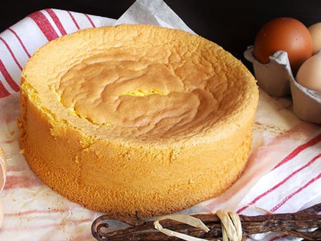 Gâteau de Savoie traditionnel