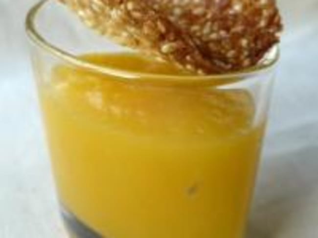 Crème de Mangue et sa Tuile de Sésame à l'Orange