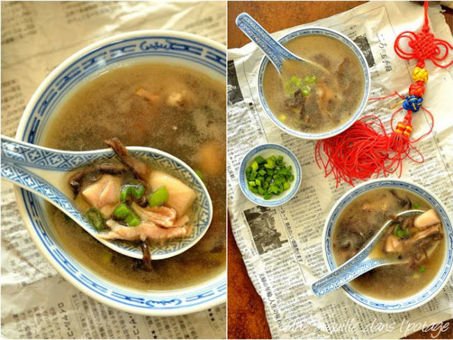 Soupe de poulet aux champignons noirs