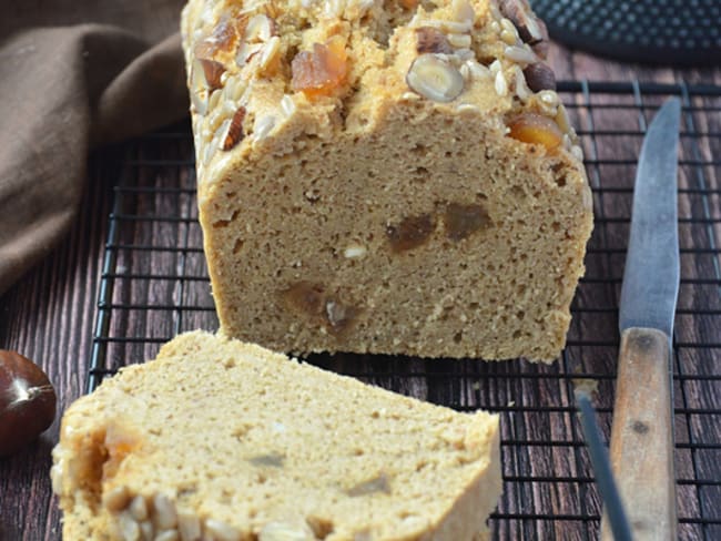 Cake à la châtaigne et aux éclats de marrons glacés