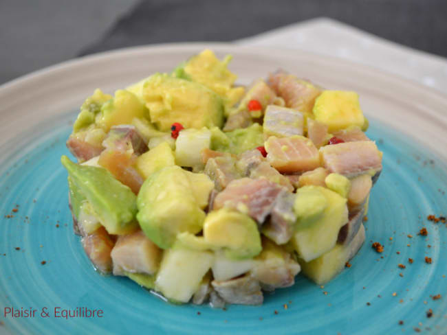 Salade de hareng, avocat, pomme verte et radis noir