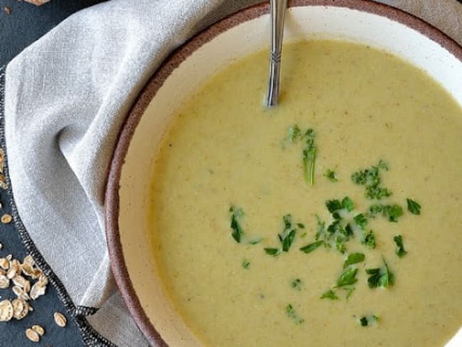 Brotchan foltchep  : soupe irlandaise aux poireaux et à l'avoine