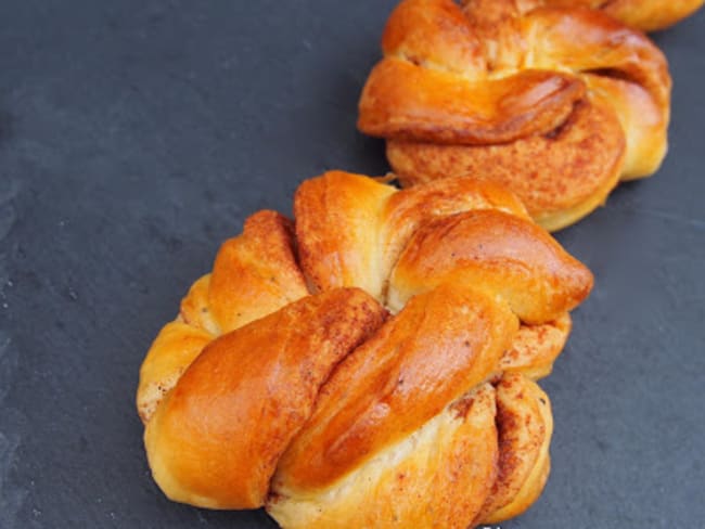 Kanelbullar - Brioches Suédoises fourrées à la Cannelle