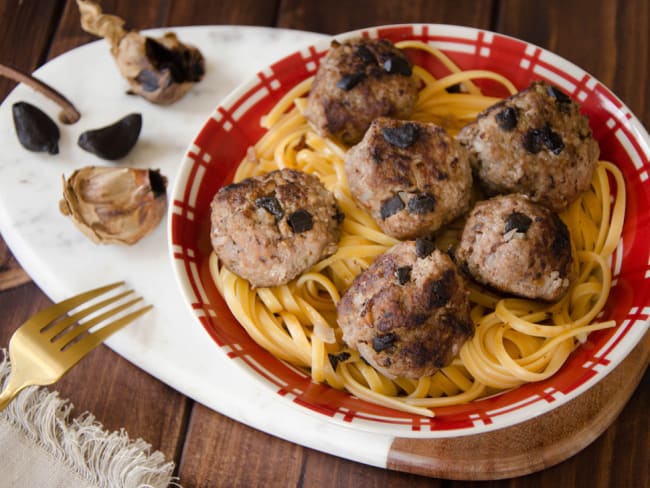 Boulettes de boeuf à l’ail noir