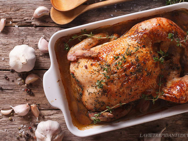 Poulet rôti du dimanche à la peau croustillante