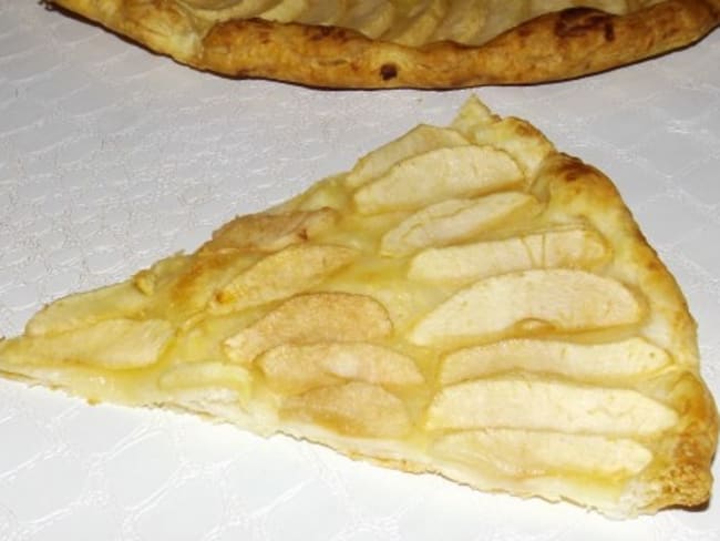 Tarte aux pommes express, à la cannelle