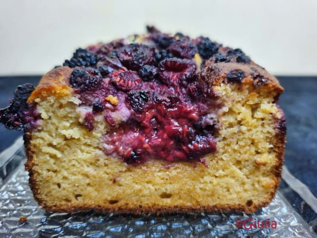 Cakes à la ricotta et aux fruits rouges