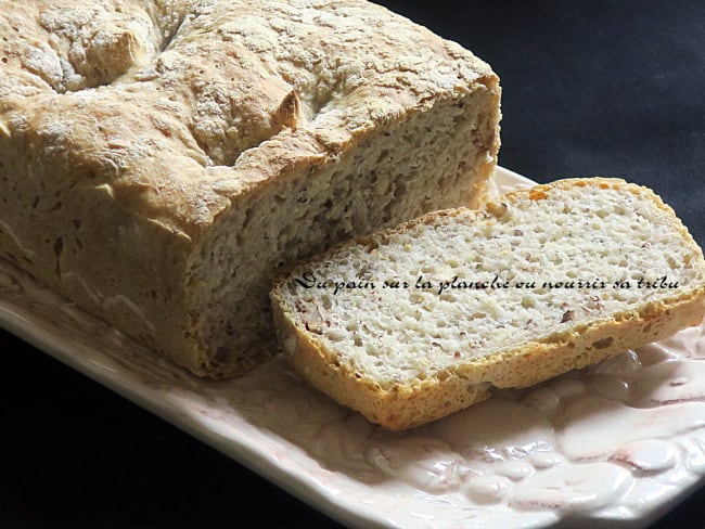 Pain aux noix et aux graines de lin