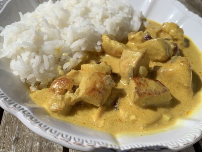 Poulet au curry, lait de coco curcuma