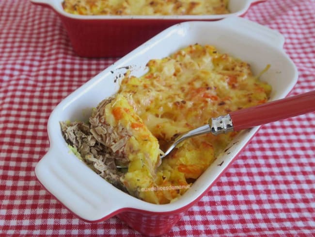 Parmentier de canard confit aux pommes de terre et carottes