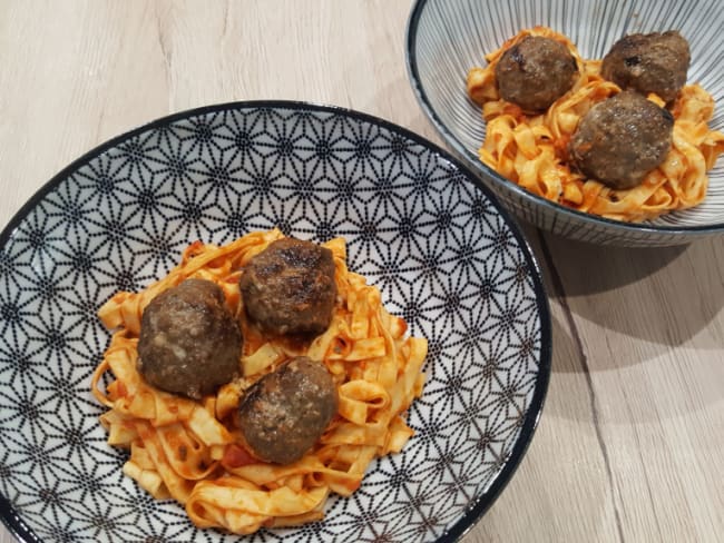 Boulettes de bœuf à l’ail noir