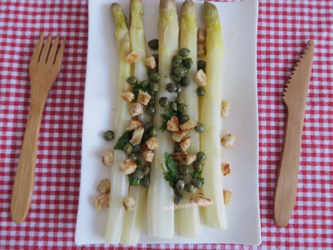 Asperges sauce grenobloise de Laurent Mariotte