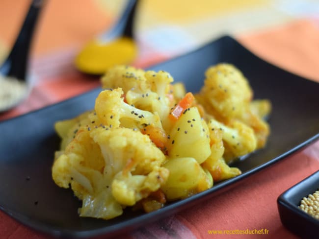 Pommes de terre et chou-fleur aux épices : un plat vegan et sans gluten