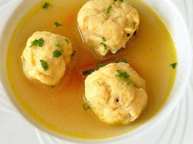 Boulettes de panais en bouillon d'après Yotam Ottolenghi