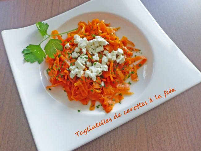 Tagliatelles de carottes à la feta