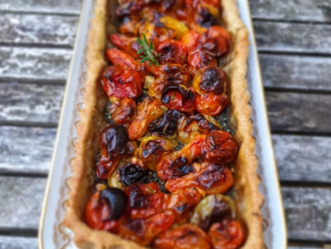 Tarte aux tomates caramélises et pesto d’orties