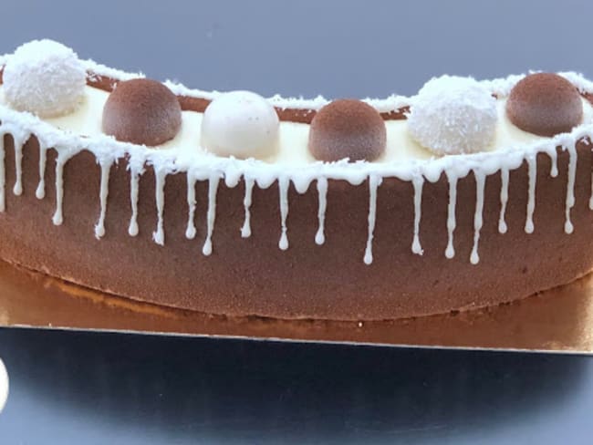 Bûche Bounty d'après l'entremets de Yann Couvreur