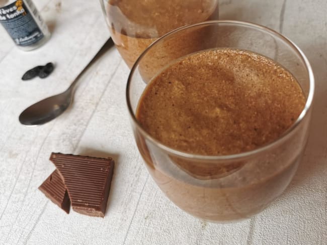 Mousse au chocolat et à la fève tonka