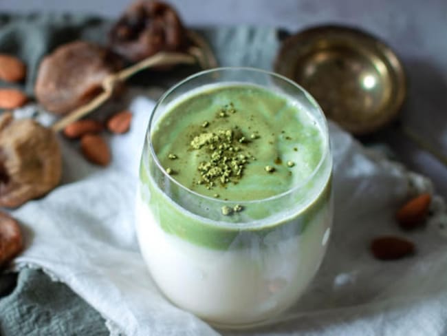 Dalgona Matcha Latte sans matériel 