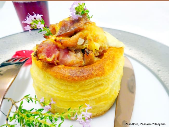 Vol-au-vent original aux andouillettes, écrasé de pommes de terre et fromage raclette