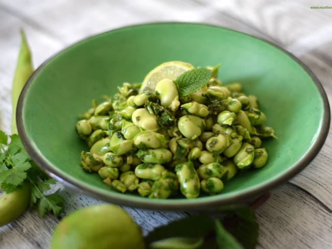 Salade de fèves crues menthe et citron