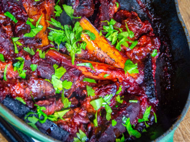 Carottes et seitan à la tomate au four