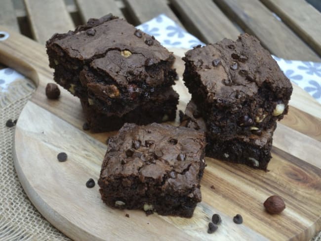 Brownie au chocolat noix et noisettes