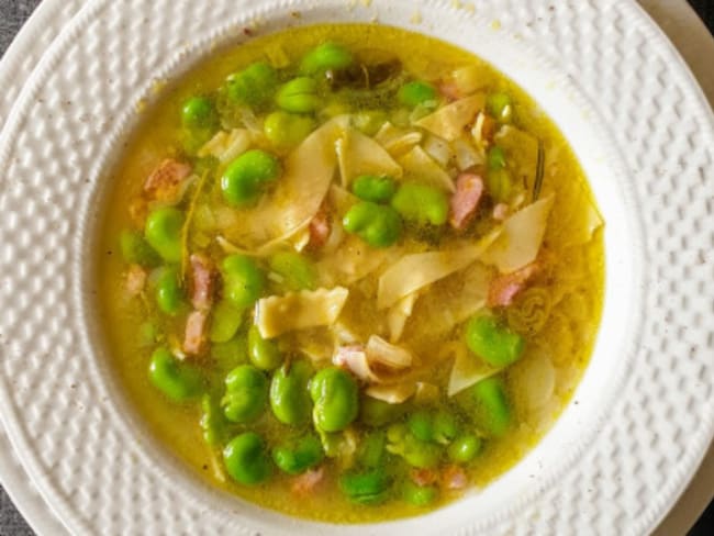 Soupe de fèves et pâtes maltagliati