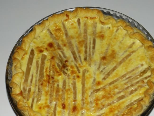 Tarte aux asperges et au roquefort